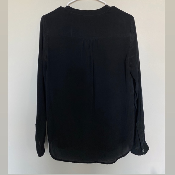 Banana Republic Silk Sheer Button down Blouse - Picture 5 of 5